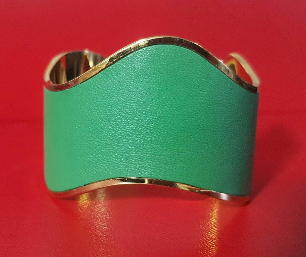 Wave Cuff Bracelet in Green